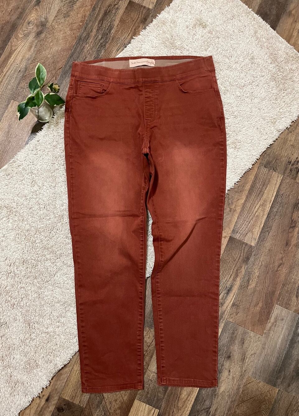 Soft Surroundings Large Canyon Clay Ultimate Straight Leg Pull-On Jeans
